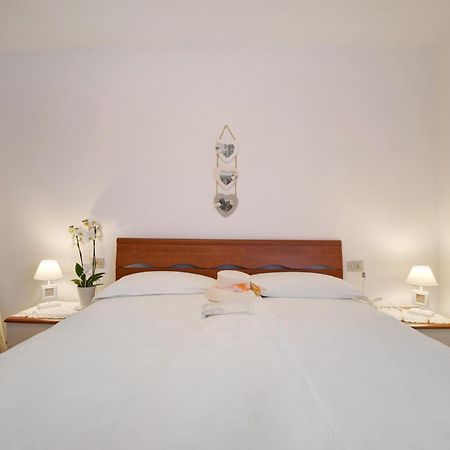 提尼亚类Stella Del Garda 2 Con Terrazza公寓 外观 照片